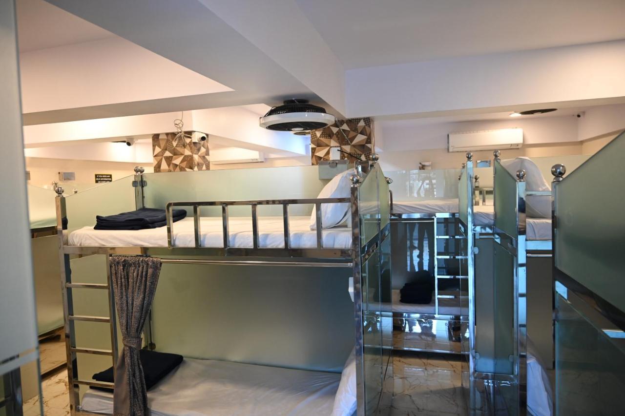 Sagar Dormitory Andheri - Nearest To Andheri Railway Station West Мумбаи Экстерьер фото
