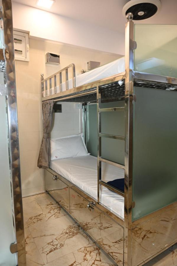 Sagar Dormitory Andheri - Nearest To Andheri Railway Station West Мумбаи Экстерьер фото