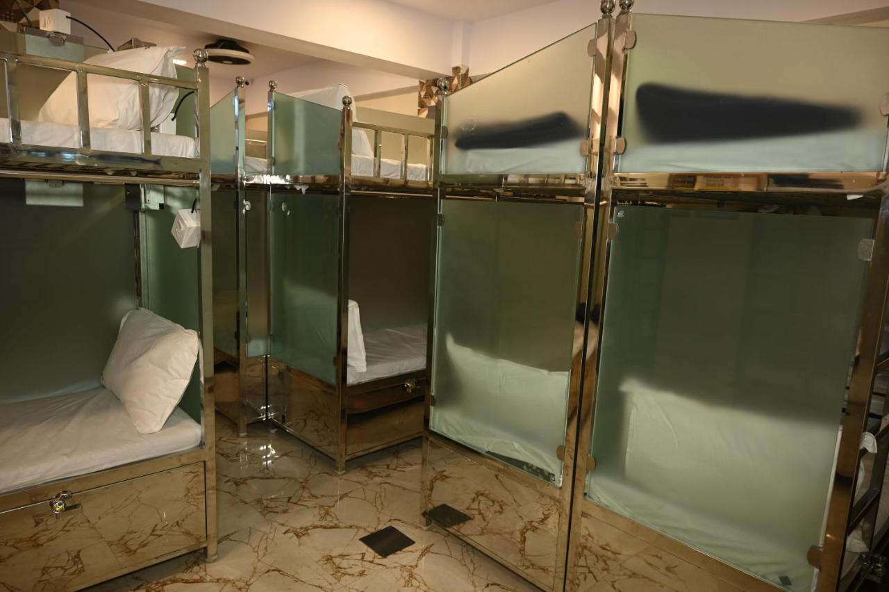 Sagar Dormitory Andheri - Nearest To Andheri Railway Station West Мумбаи Экстерьер фото